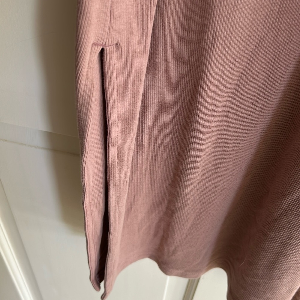 Pink Ribbed Midi Dress - Picture 4 of 4